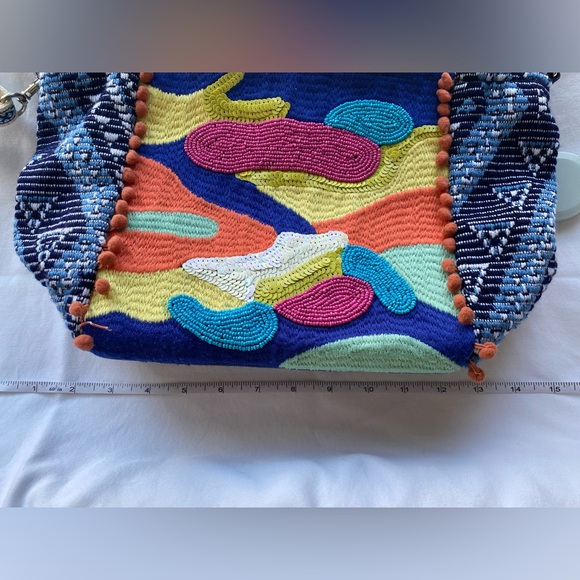 America & Beyond Colorful Embroidered Shoulder Bag - Picture 5 of 10
